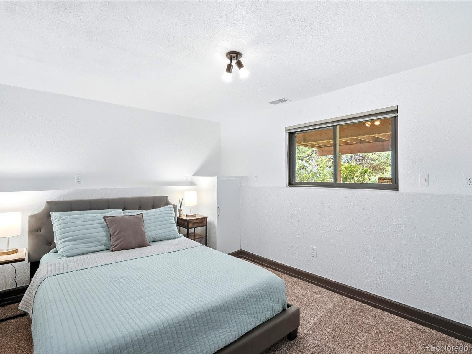 8016 S Vine Way Centennial CO 80122
