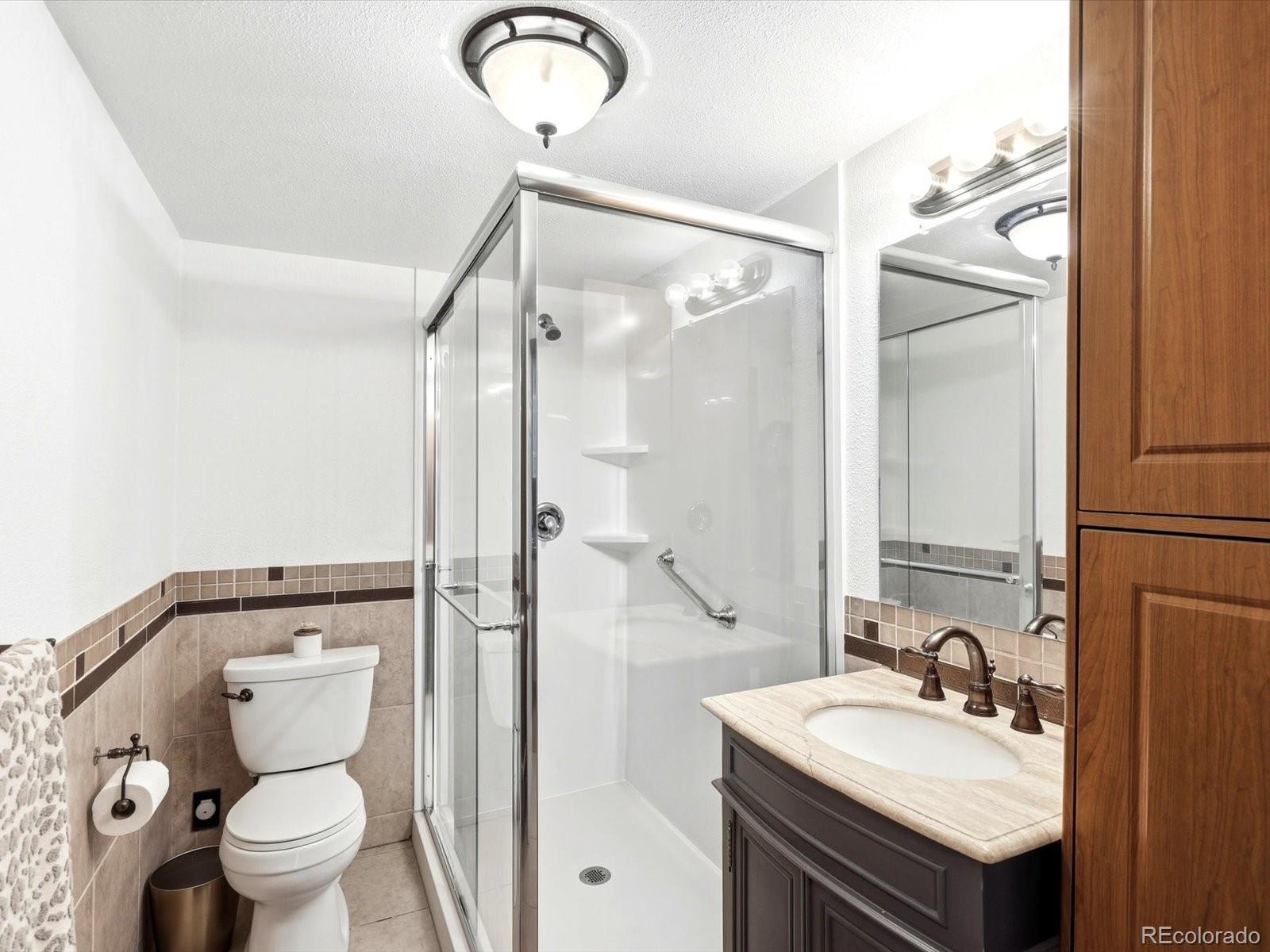8016 S Vine Way Centennial CO 80122