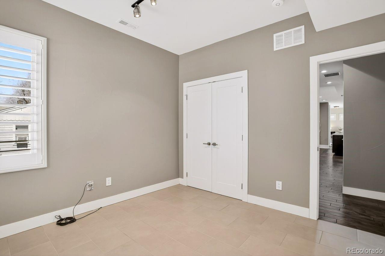 2624 S Race Street Denver CO 80210
