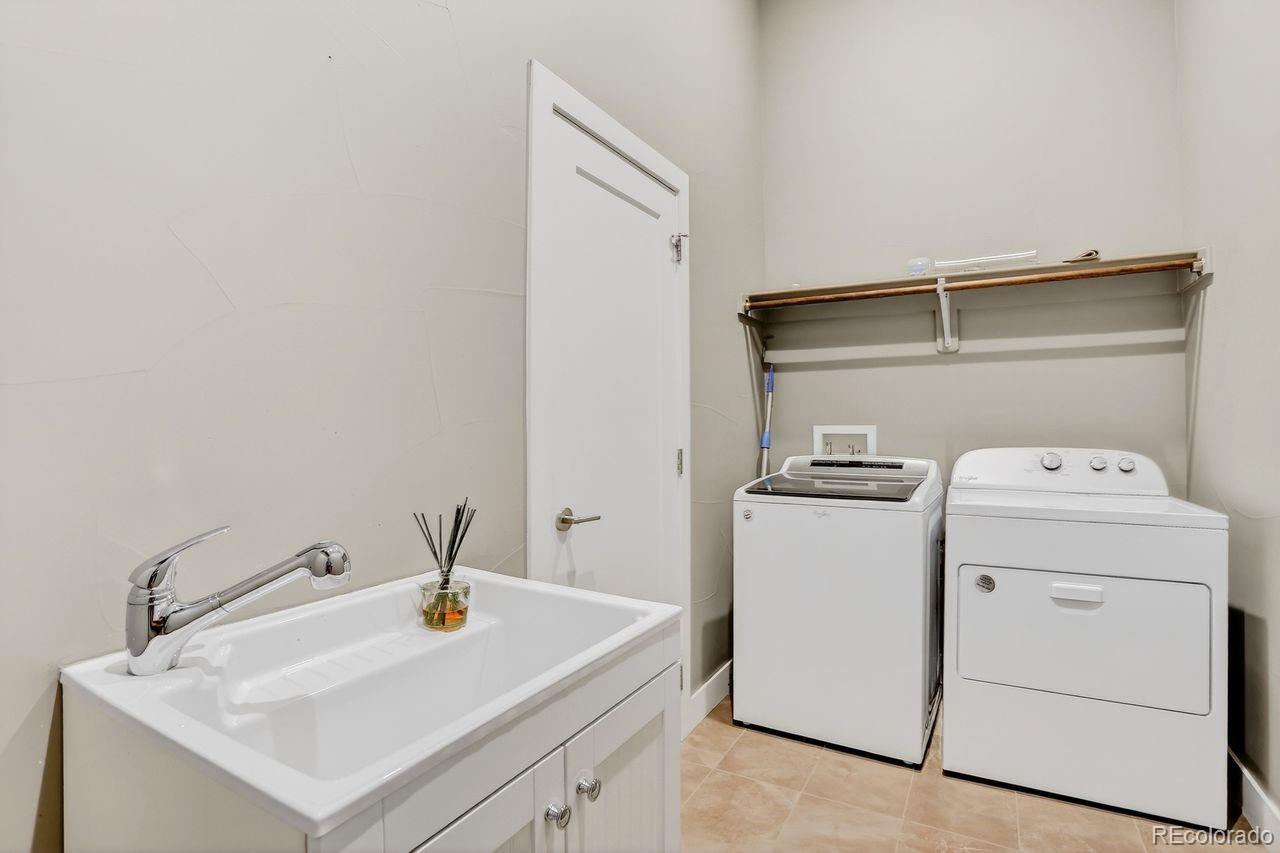 2624 S Race Street Denver CO 80210