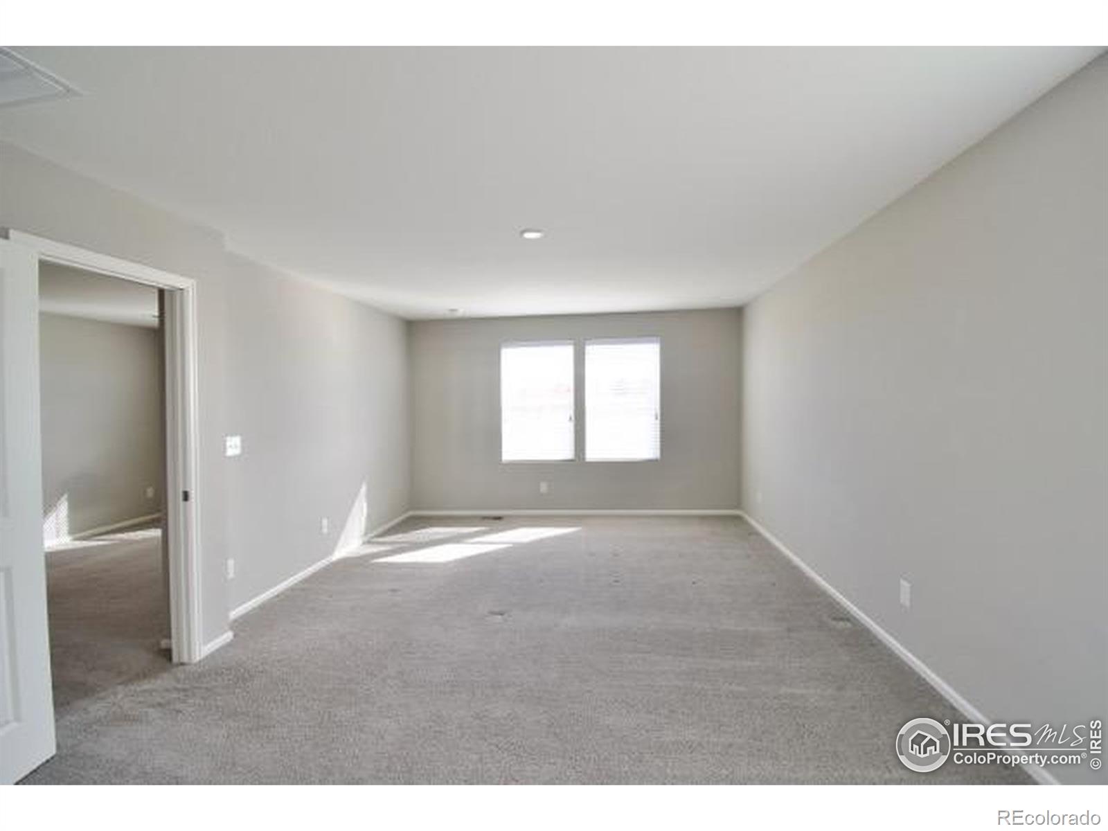 2082 S Cathay Way Aurora CO 80013