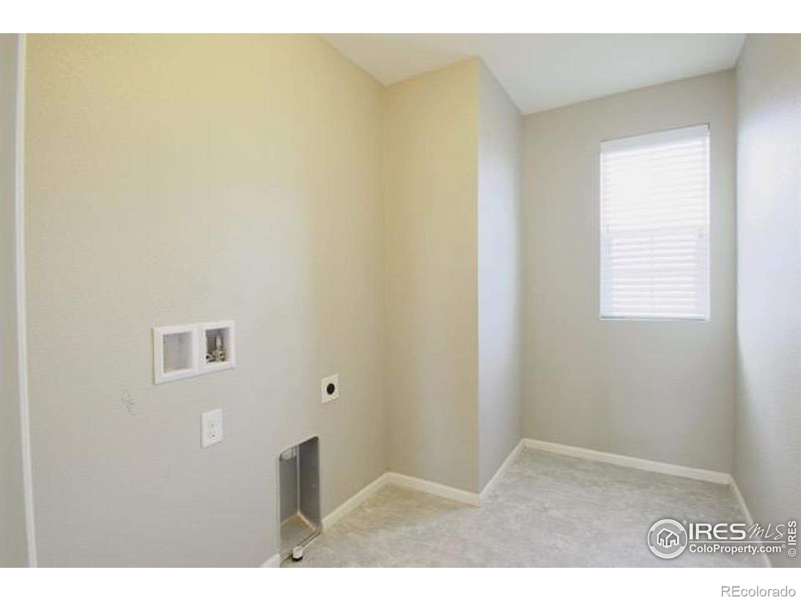 2082 S Cathay Way Aurora CO 80013