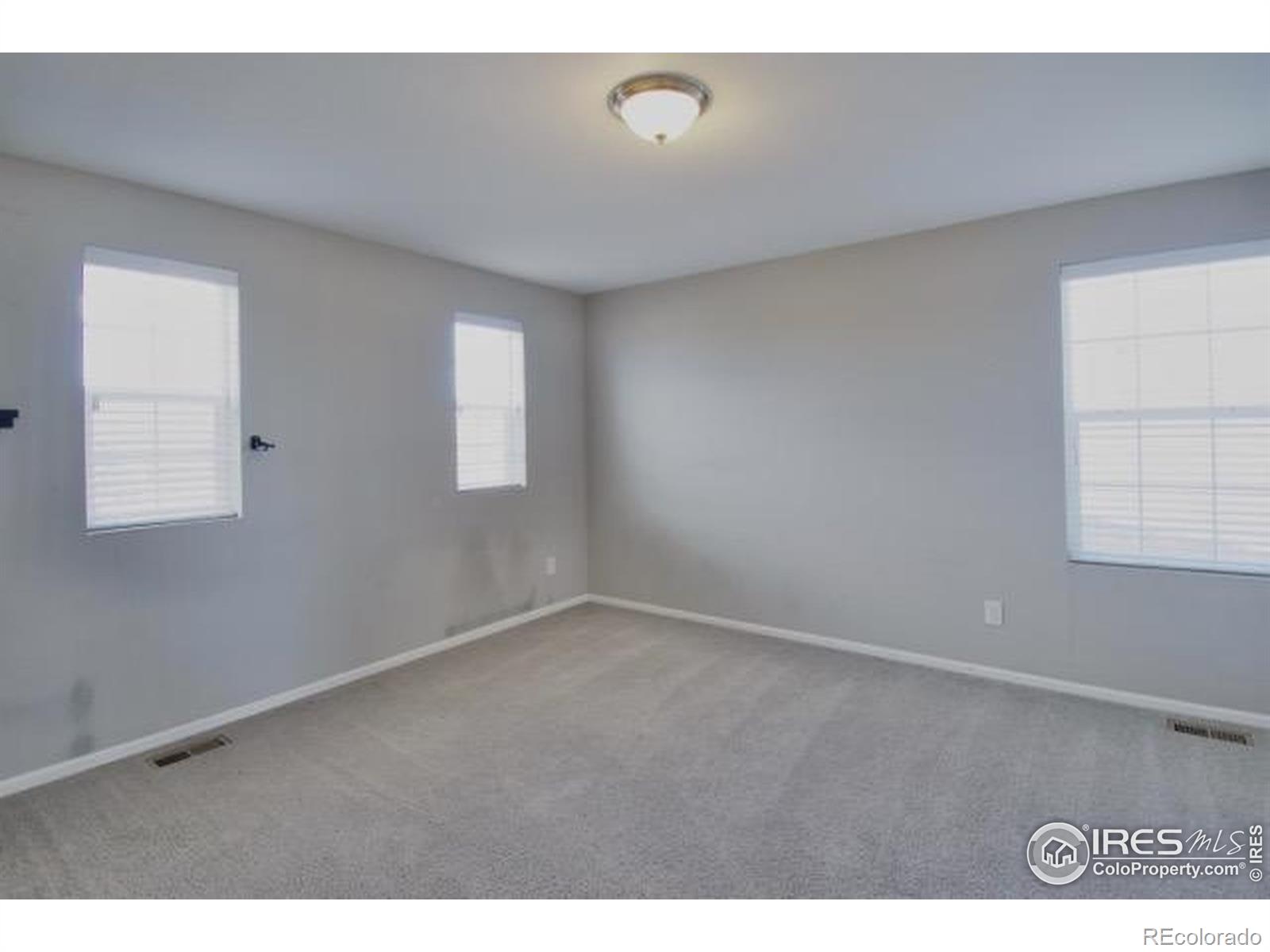 2082 S Cathay Way Aurora CO 80013