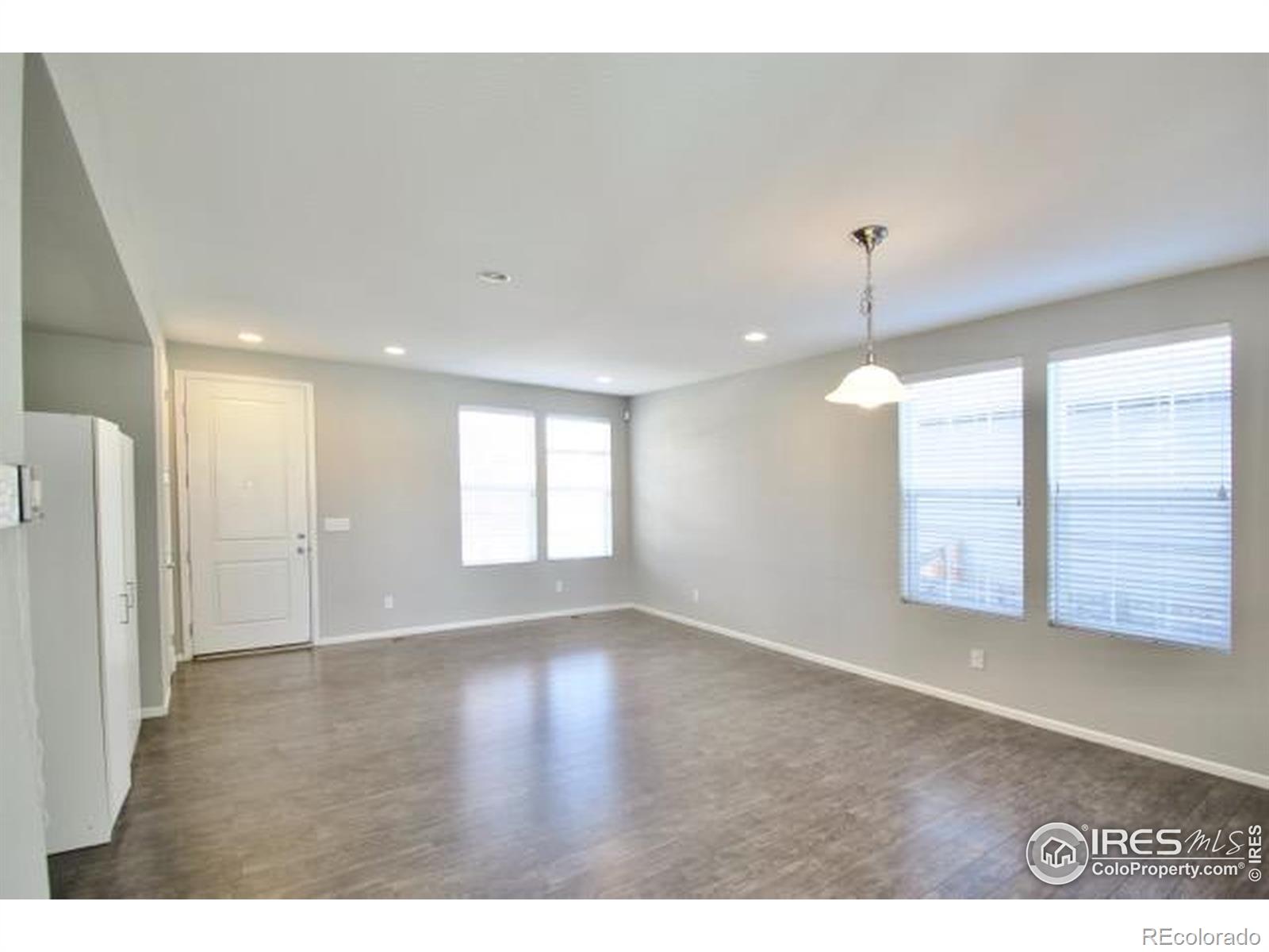 2082 S Cathay Way Aurora CO 80013