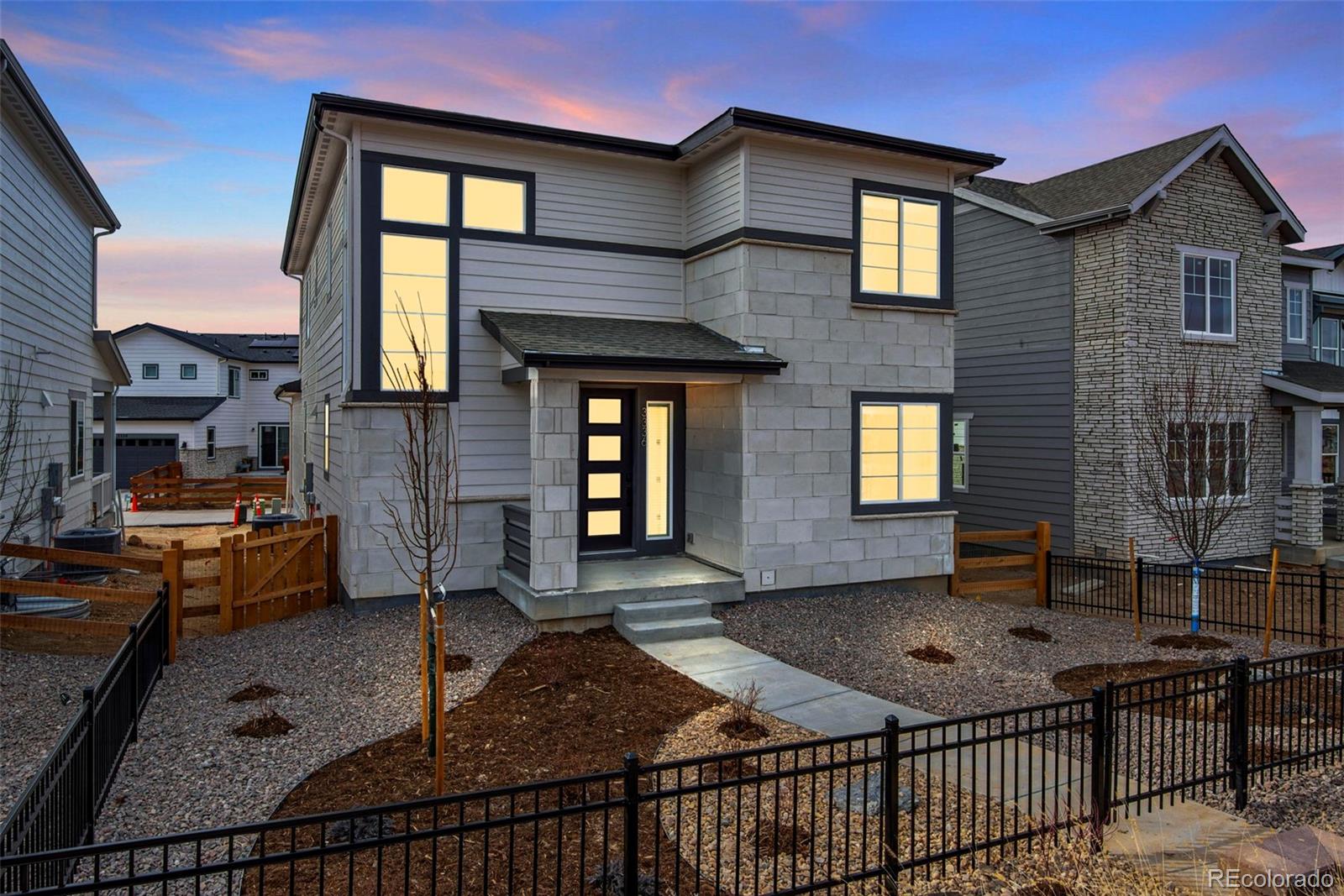 3336 N Haleyville Court Aurora CO 80019
