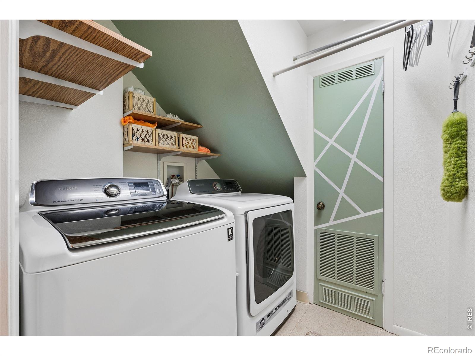 24 University Circle Longmont CO 80503