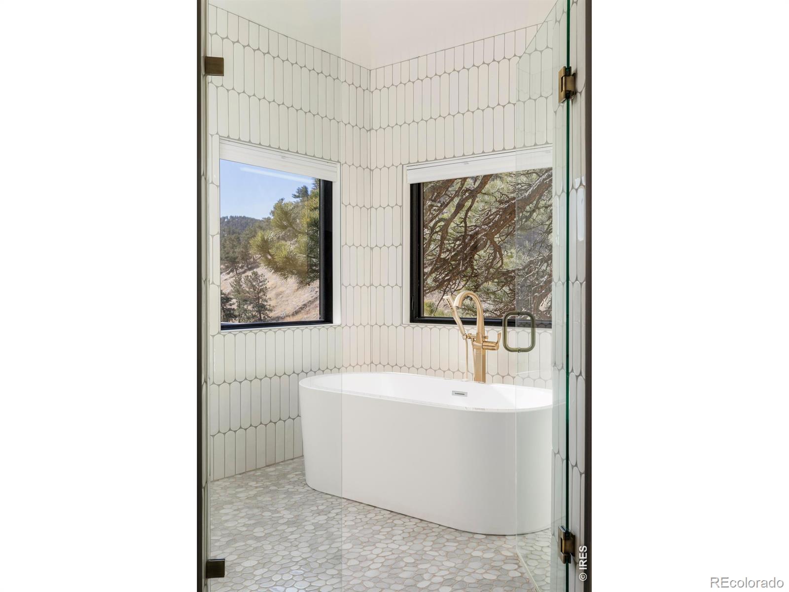 150 Valley View Way Boulder CO 80304