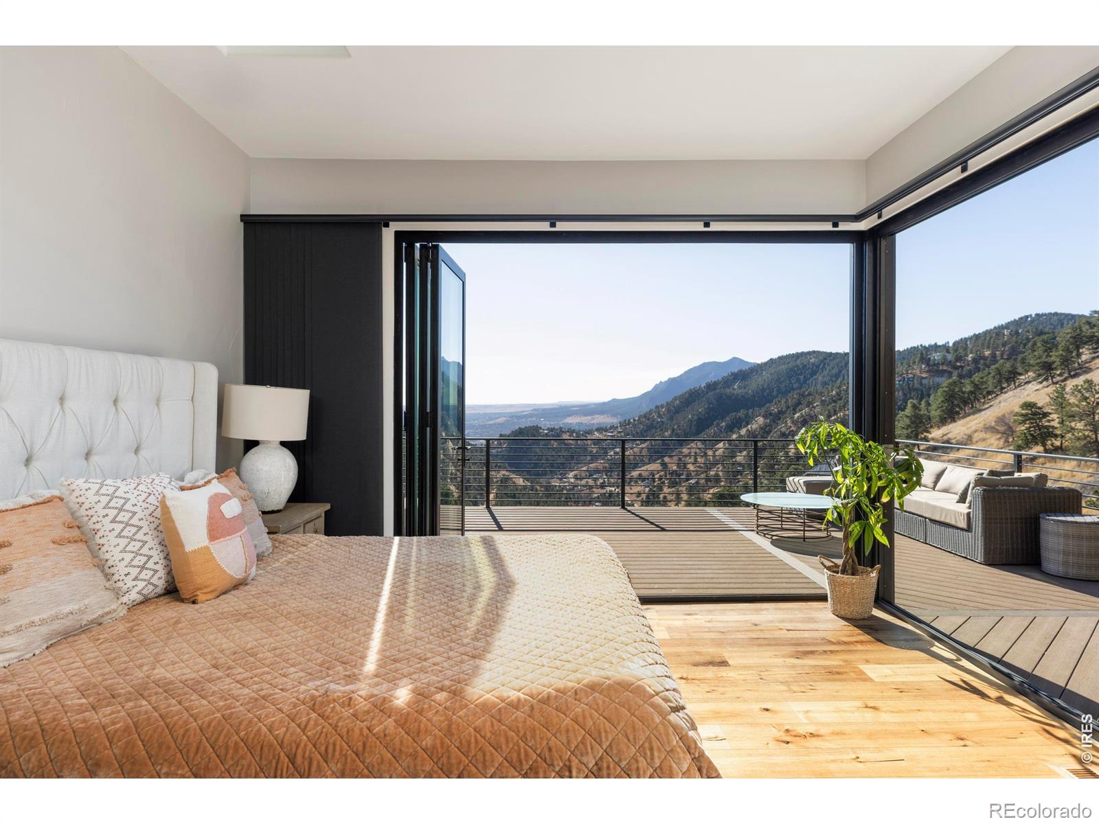 150 Valley View Way Boulder CO 80304