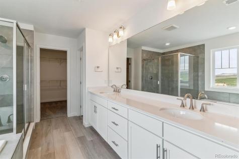 25254 E Warren Place Aurora CO 80018