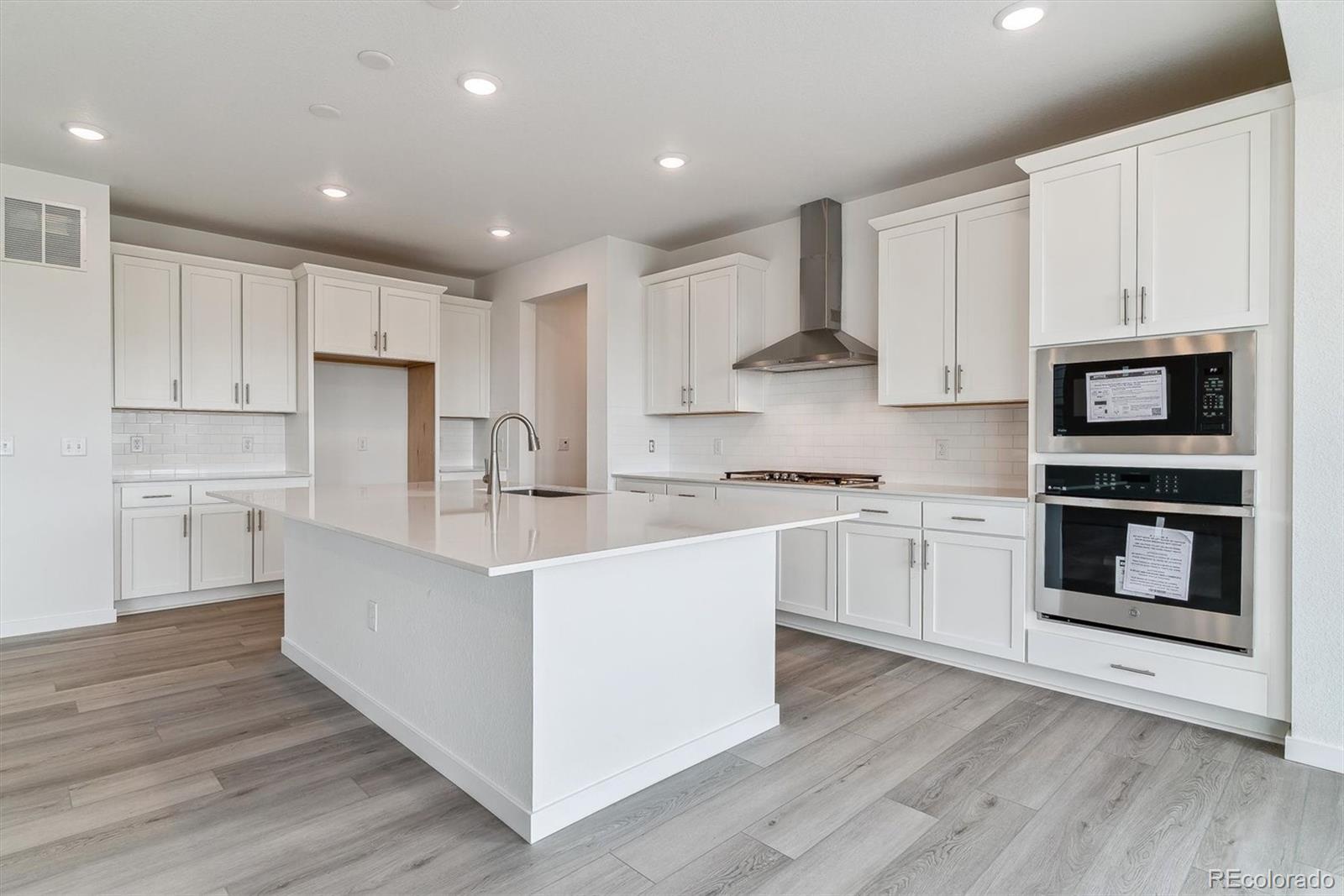 25254 E Warren Place Aurora CO 80018