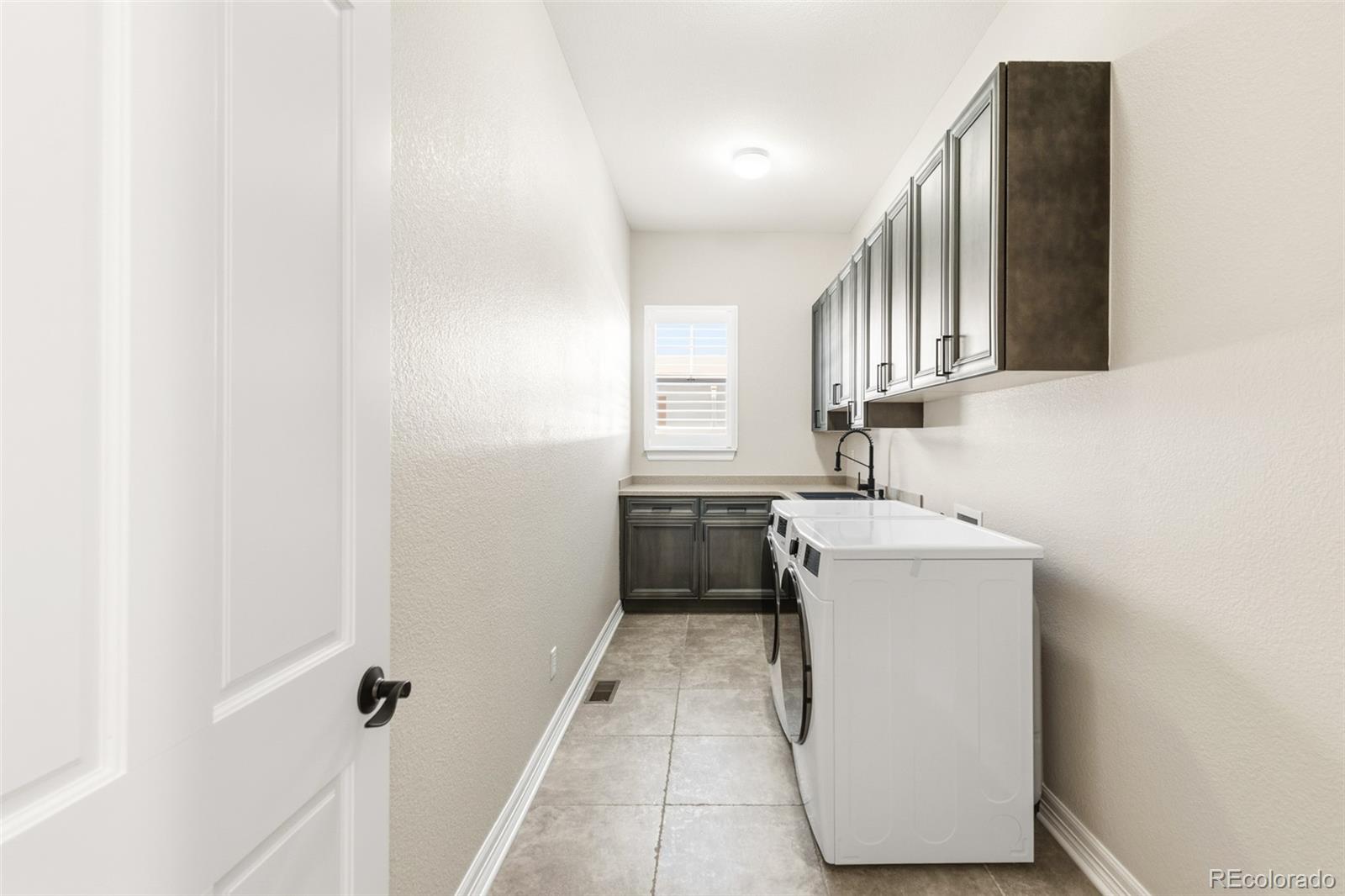 26746 E Peakview Drive Aurora CO 80016
