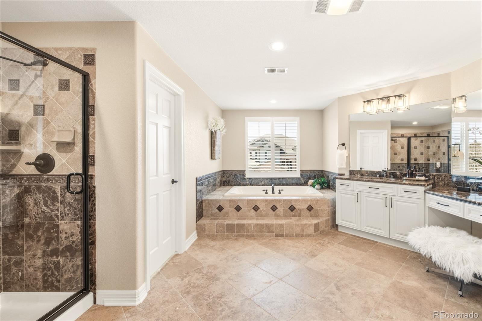 26746 E Peakview Drive Aurora CO 80016