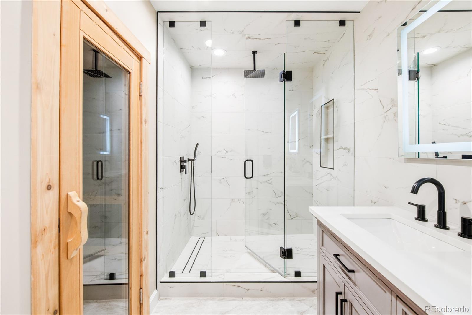 26746 E Peakview Drive Aurora CO 80016