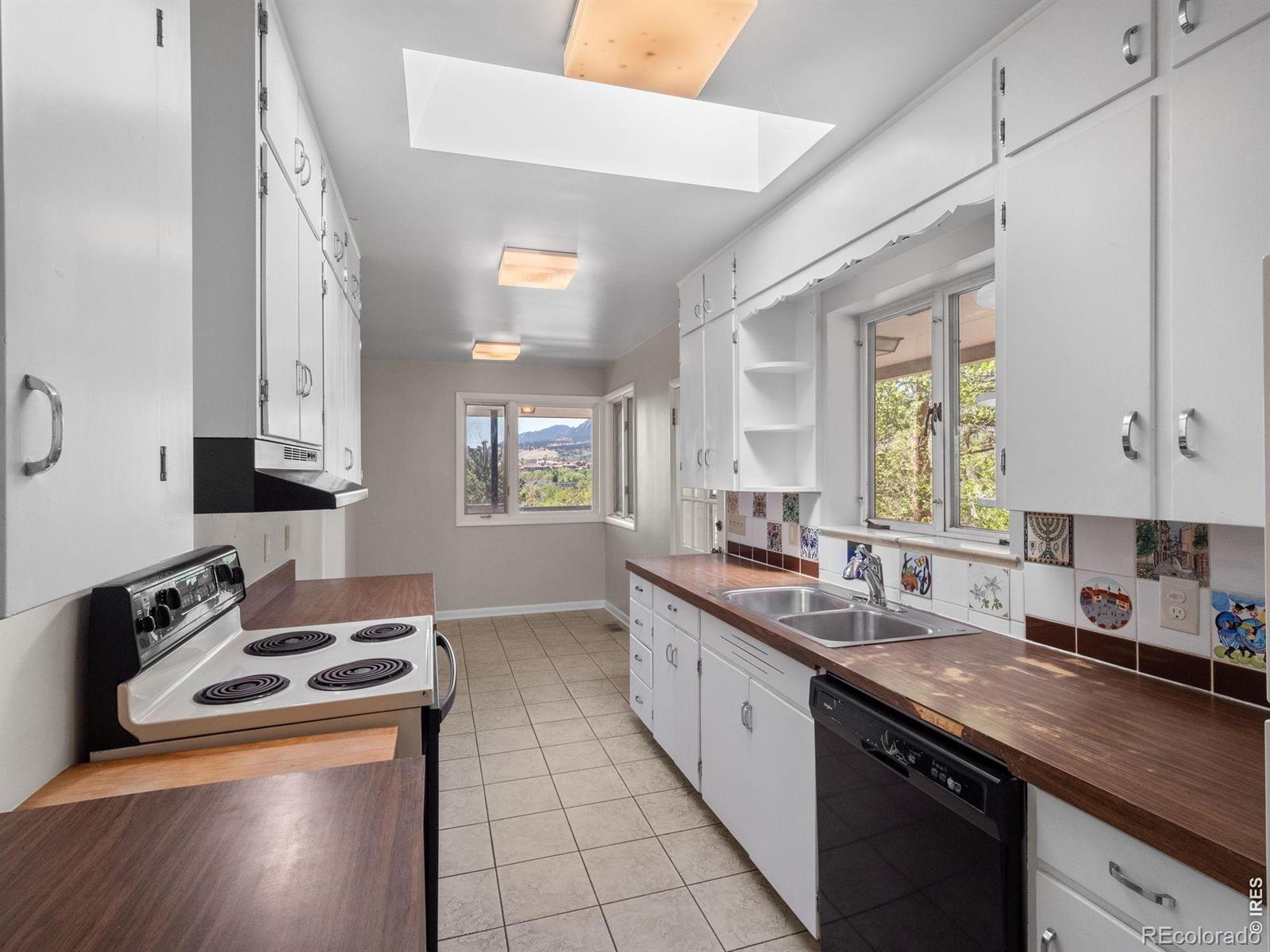 2360 Balsam Drive Boulder CO 80304
