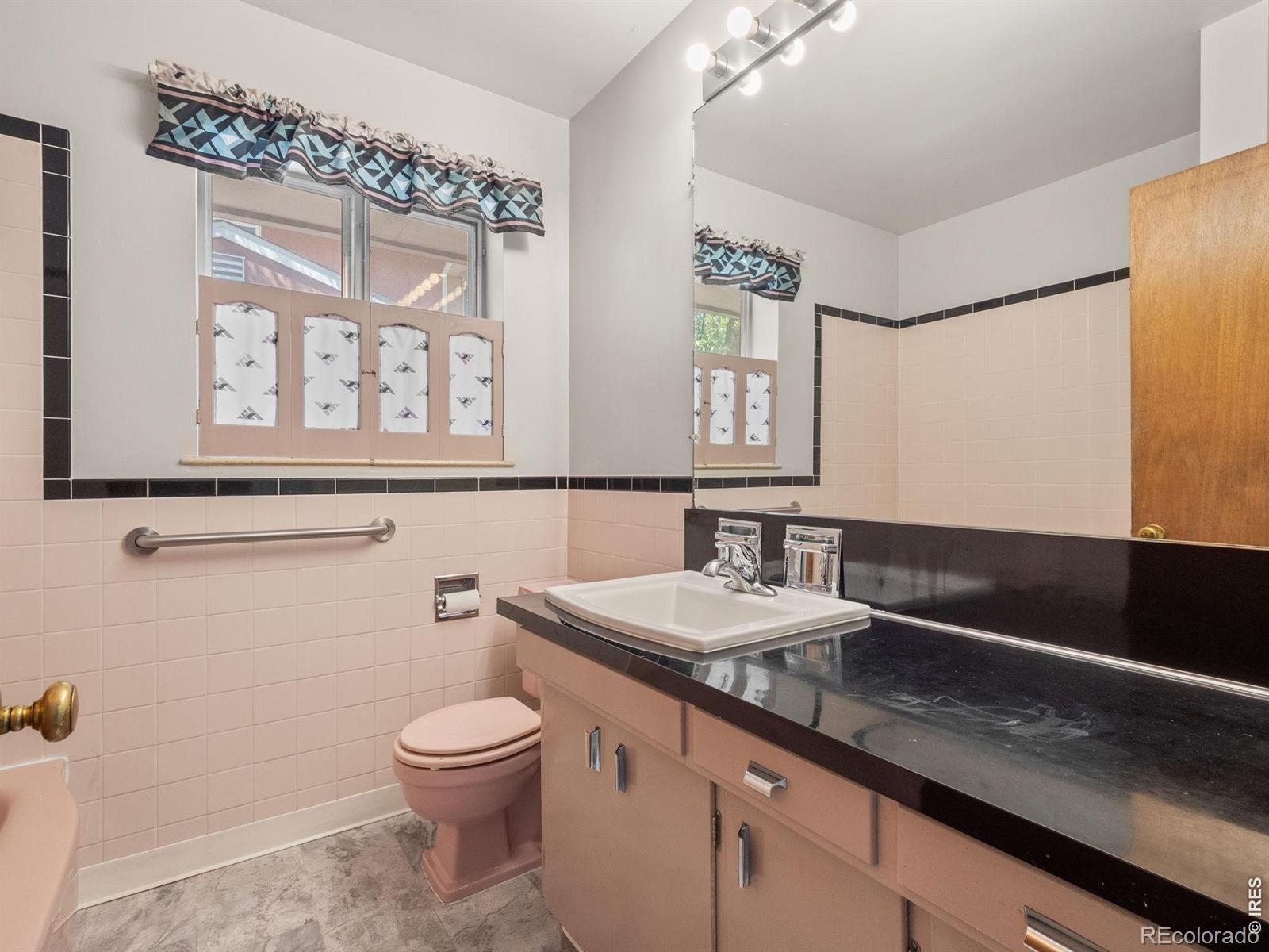 2360 Balsam Drive Boulder CO 80304