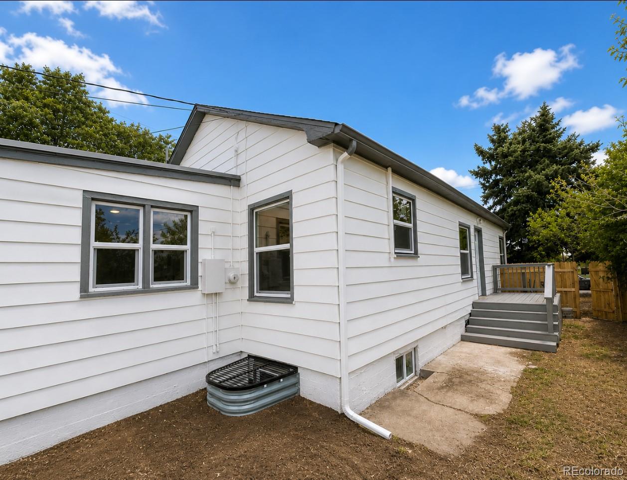 1315 S Knox Court Denver CO 80219