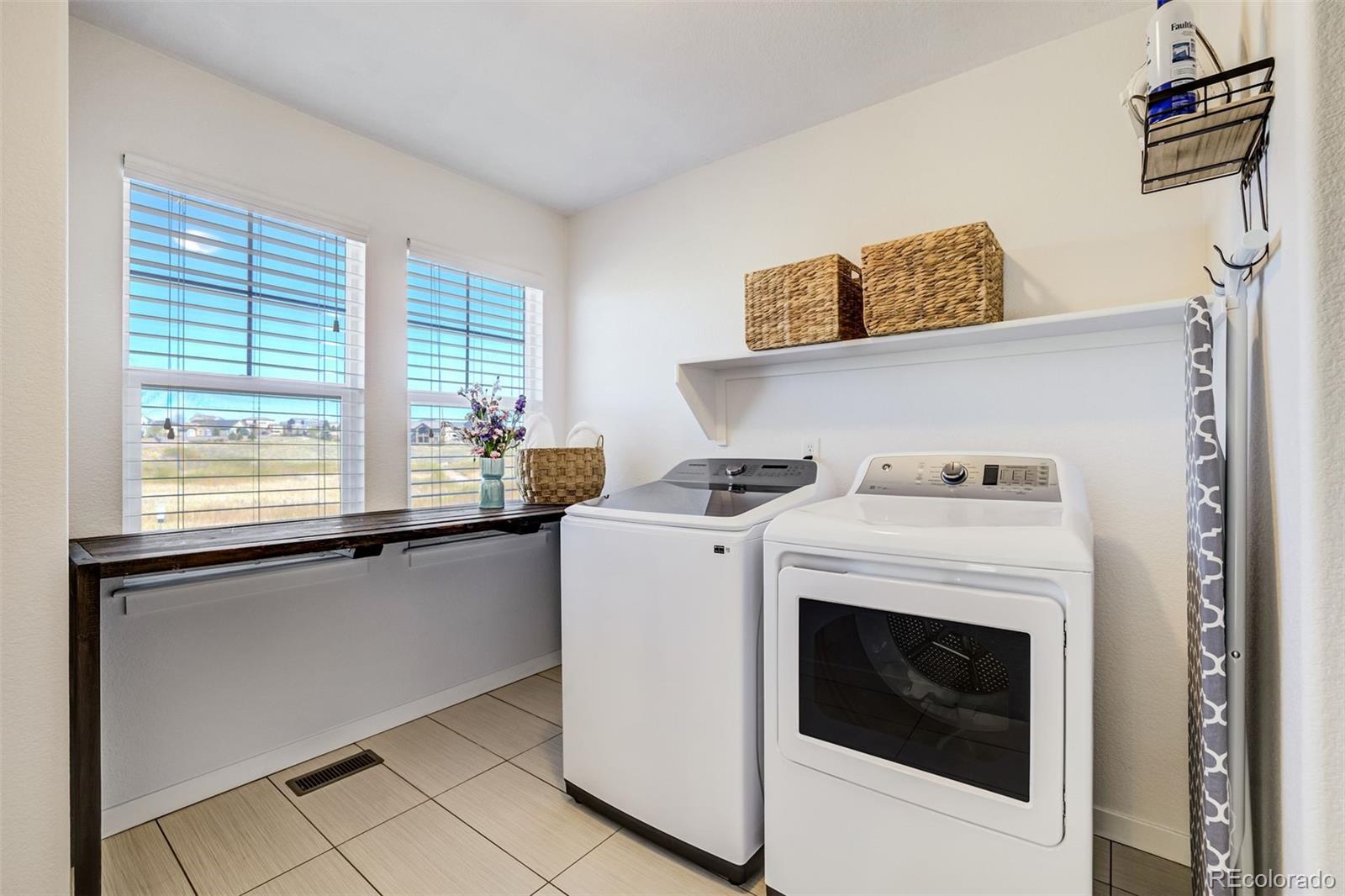 5563 Wolf Village Drive Colorado City CO 80924