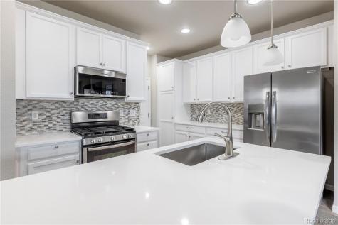 3280 Youngheart Way Castle Rock CO 80109