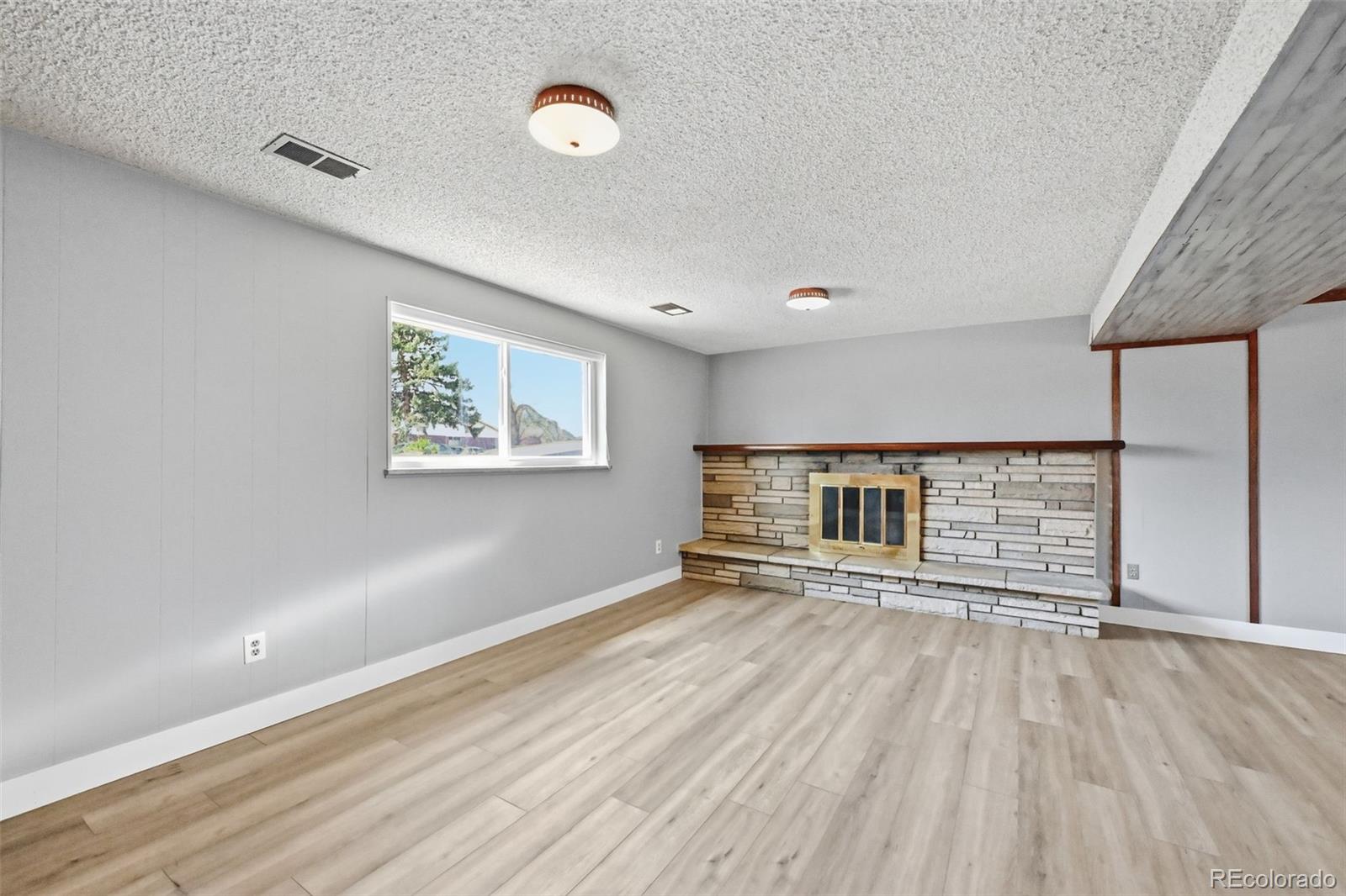 4361 Dixon Drive Westminster CO 80031