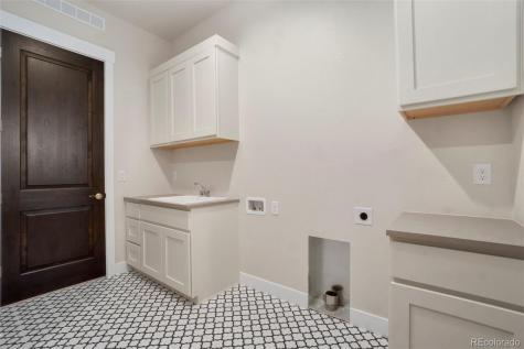 24113 E 36th Place Aurora CO 80019