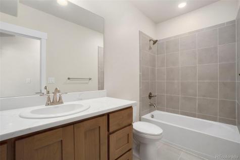 24113 E 36th Place Aurora CO 80019