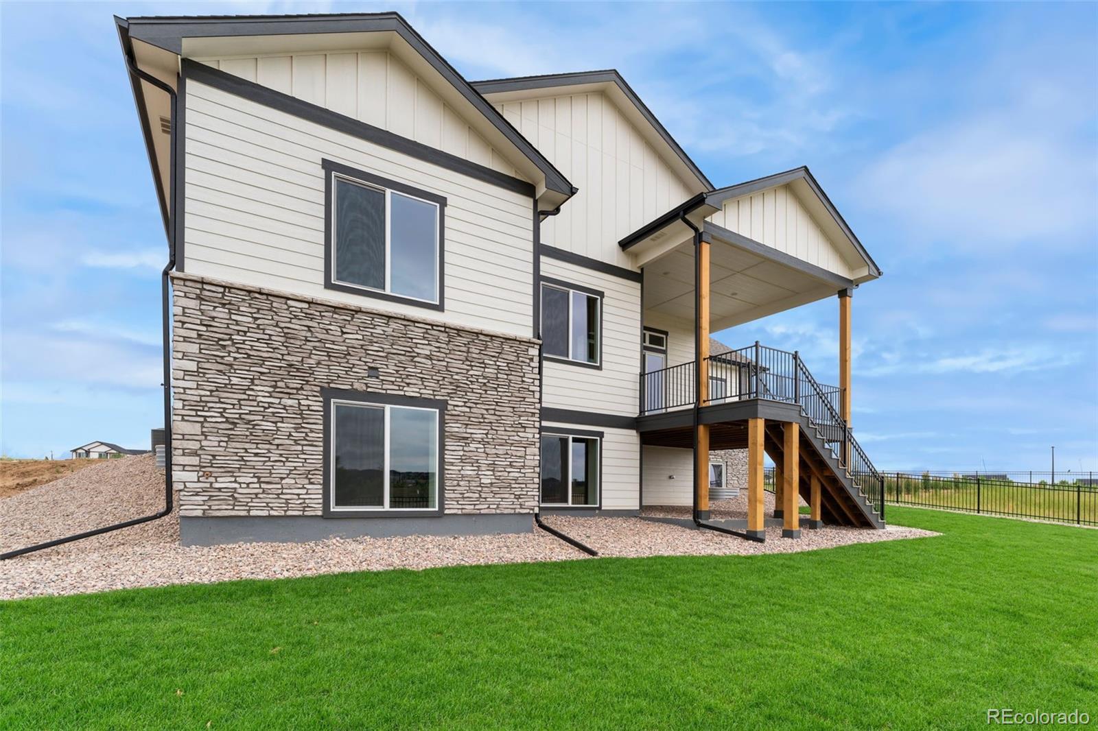 24113 E 36th Place Aurora CO 80019