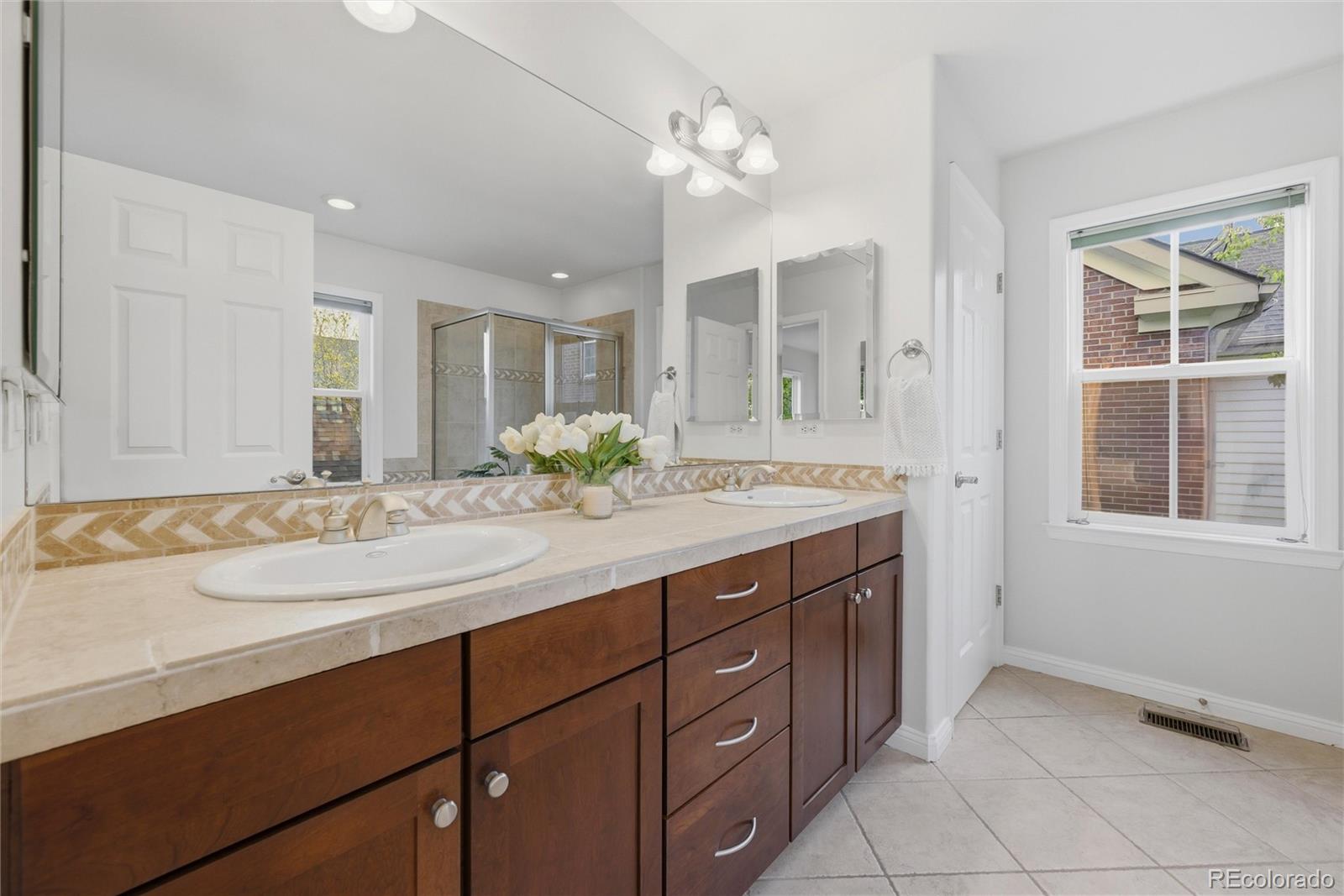 2820 N Hanover Street Denver CO 80238