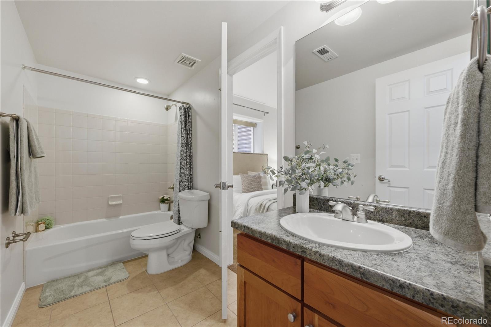 2820 N Hanover Street Denver CO 80238