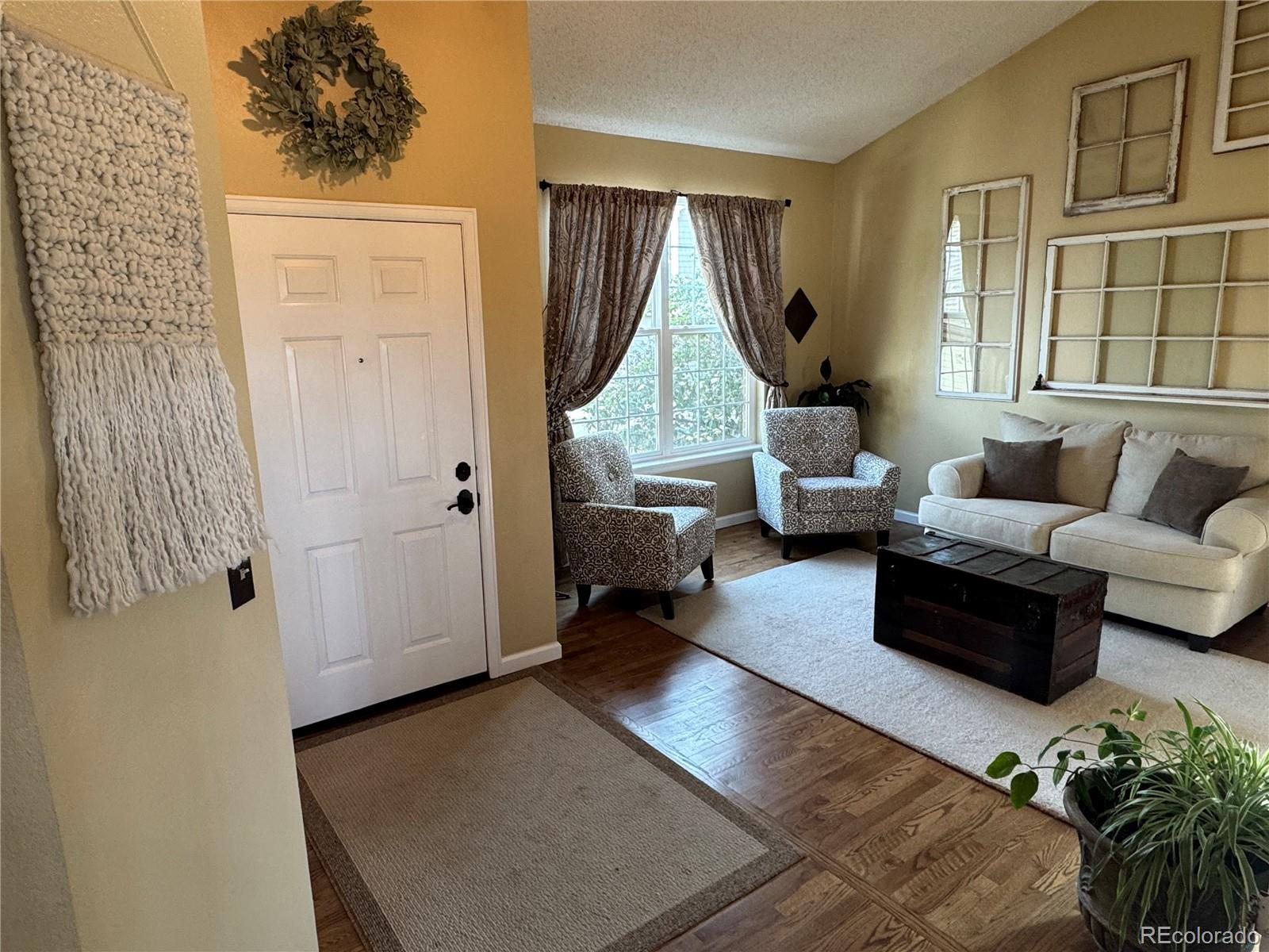 9818 Foxhill Circle Highlands Ranch CO 80129