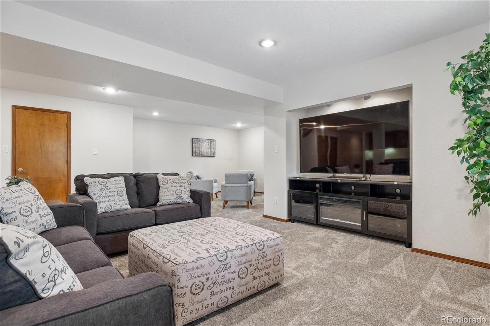 2615 Oak Drive Lakewood CO 80215