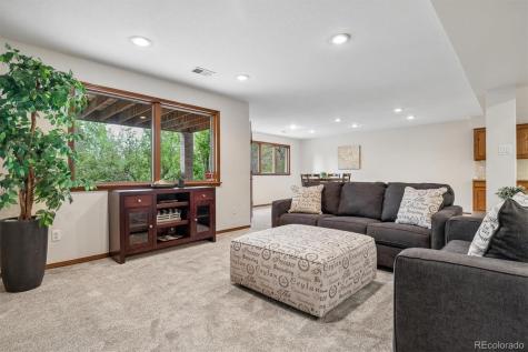 2615 Oak Drive Lakewood CO 80215