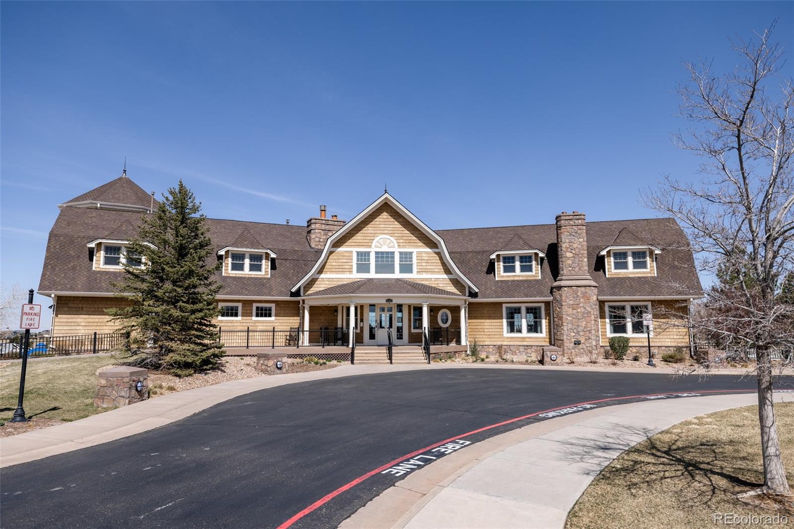 6608 S White Crow Court Aurora CO 80016