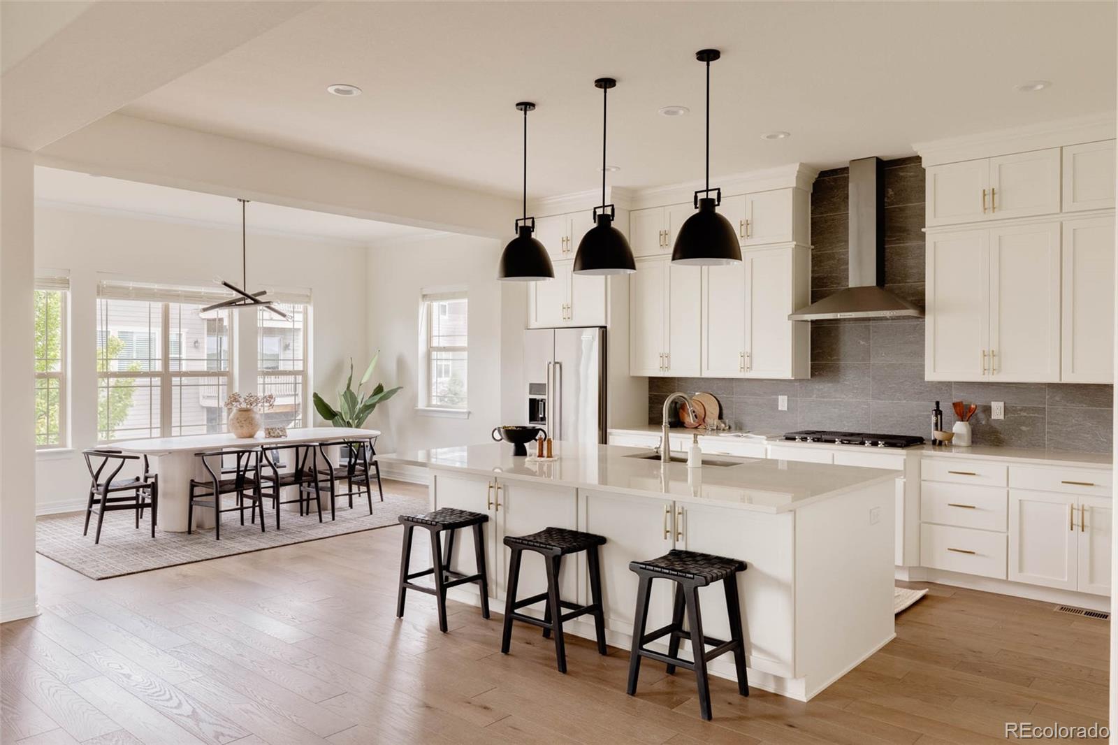 6608 S White Crow Court Aurora CO 80016