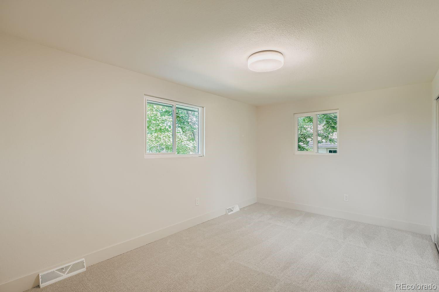 11326 E Berry Drive Englewood CO 80111