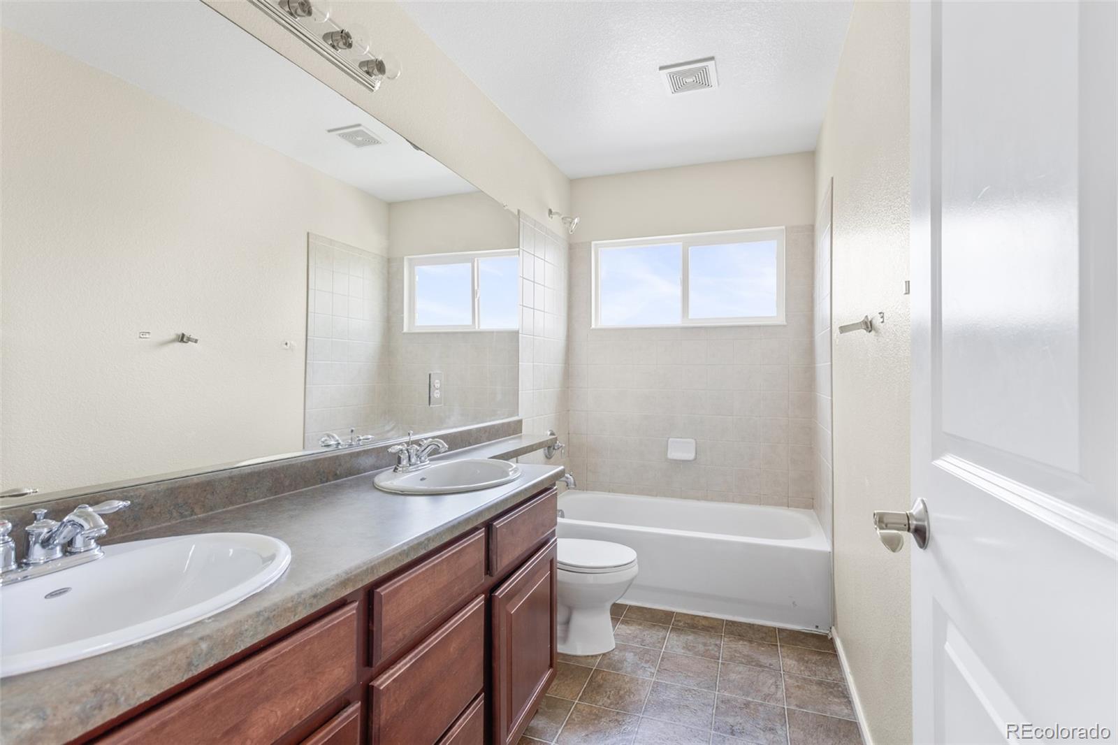 24406 E Louisiana Circle Aurora CO 80018