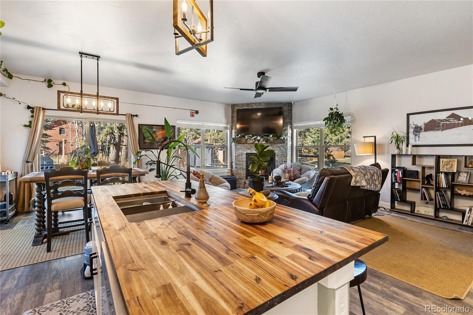 118 E Chester Avenue Woodland Park CO 80863