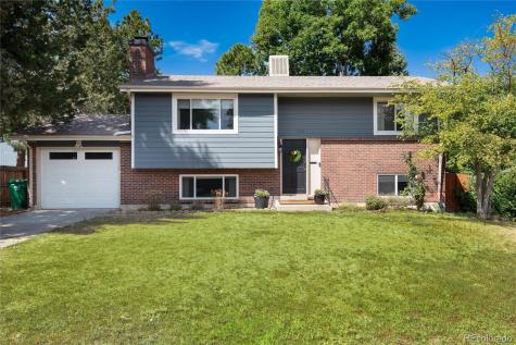 7175 S Penrose Court Centennial CO 80122