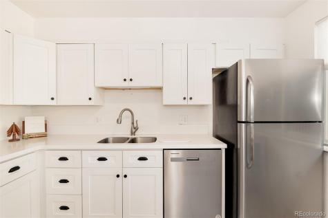 7175 S Penrose Court Centennial CO 80122