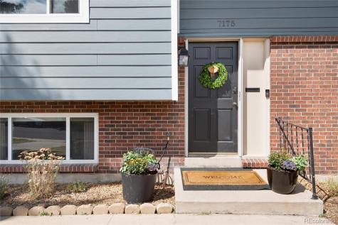 7175 S Penrose Court Centennial CO 80122