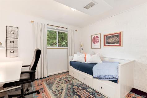 7175 S Penrose Court Centennial CO 80122