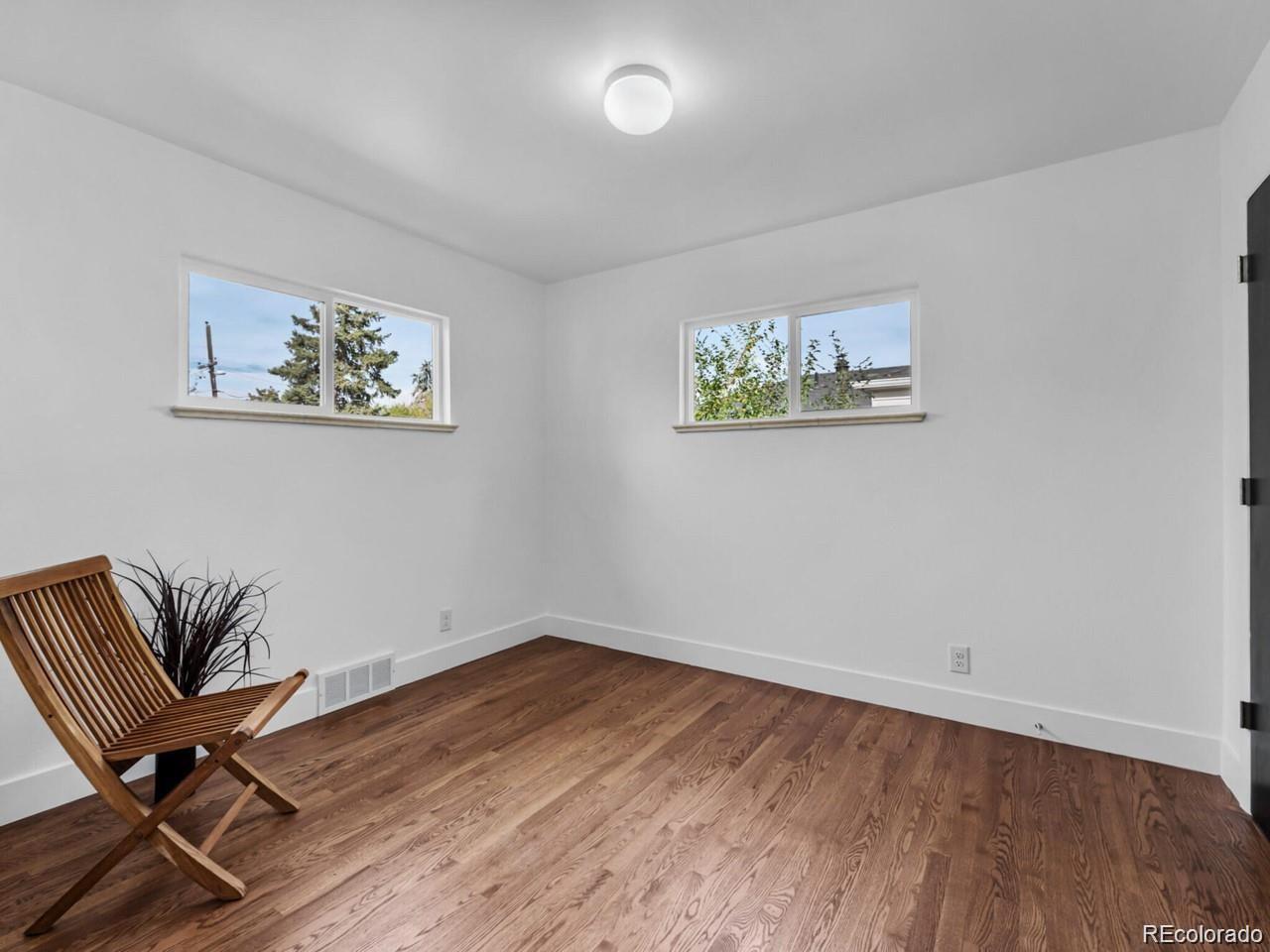 2365 Newark Street Aurora CO 80010