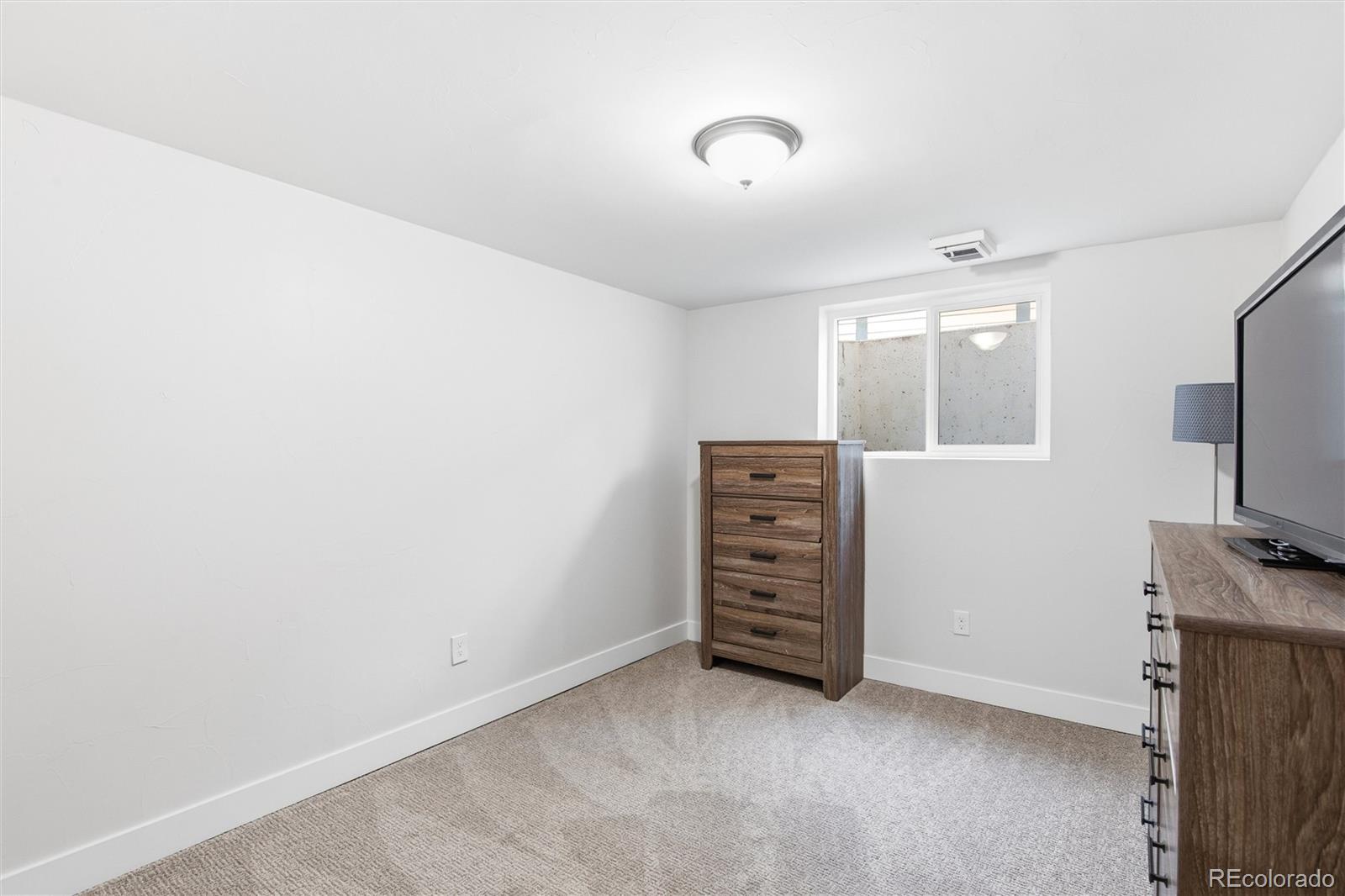 6135 W Jefferson Avenue Denver CO 80235