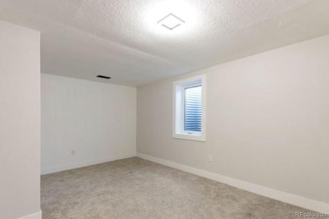 1738 S Newland Lakewood CO 80232
