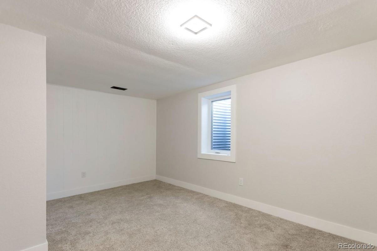 1738 S Newland Lakewood CO 80232