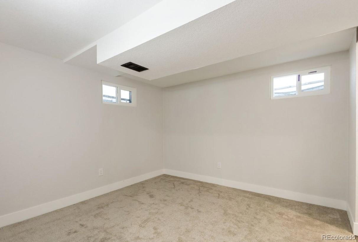 1738 S Newland Lakewood CO 80232