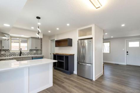 1738 S Newland Lakewood CO 80232