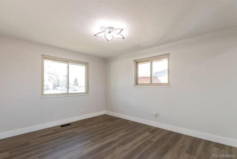1738 S Newland Lakewood CO 80232