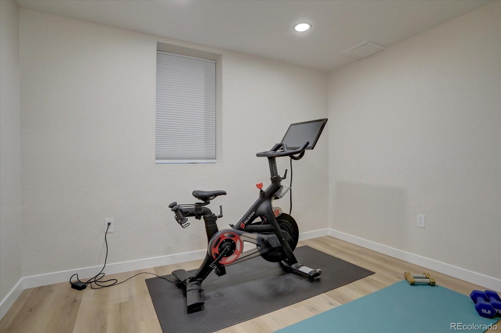 1877 S Filbert Court Denver CO 80222