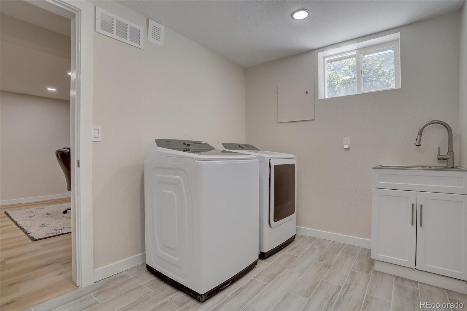 1877 S Filbert Court Denver CO 80222