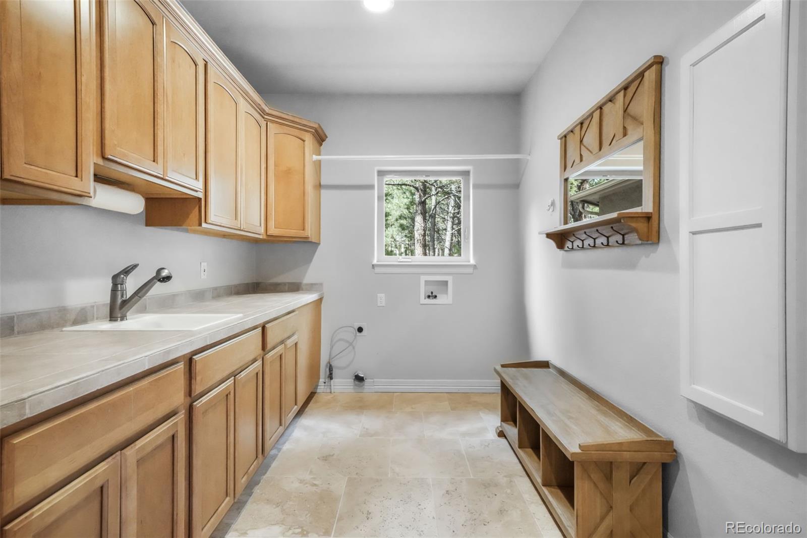 450 E Stirrup Trail Monument CO 80132